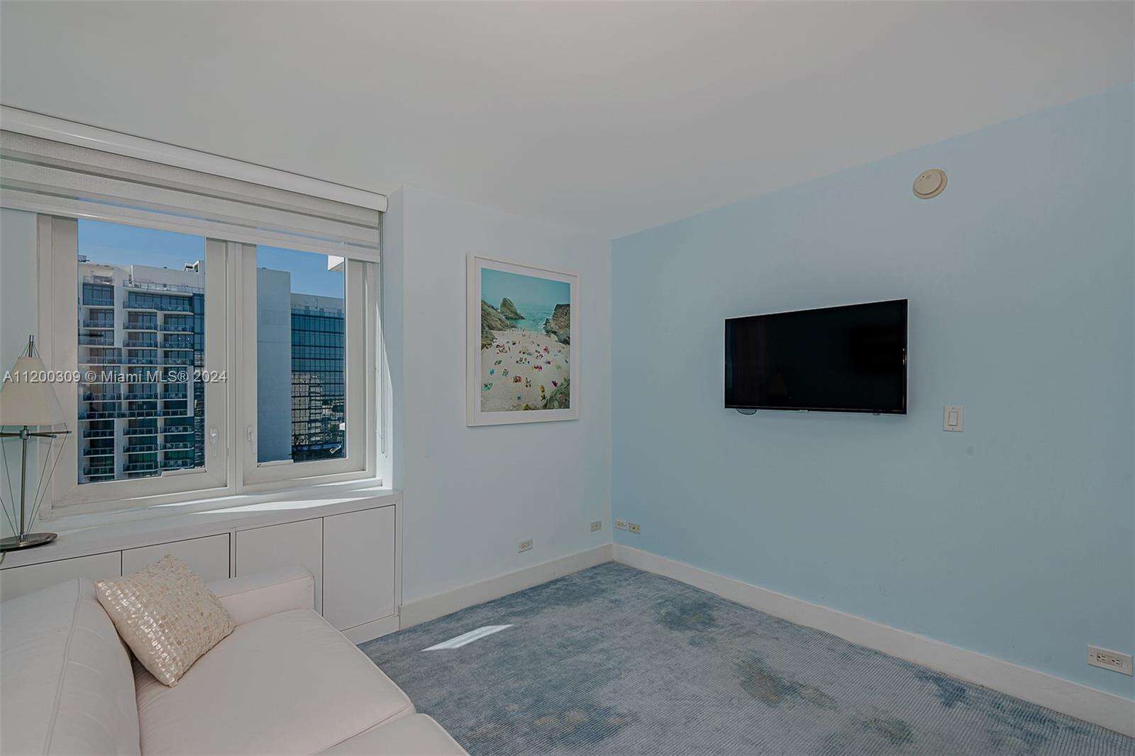 Roney Palace at 2301 Collins Ave, Miami Beach, FL 33139 - For Rent photo 15