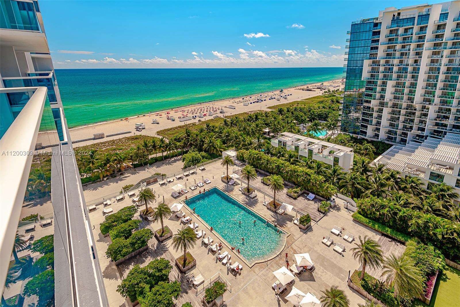 Roney Palace at 2301 Collins Ave, Miami Beach, FL 33139 - For Rent photo 3