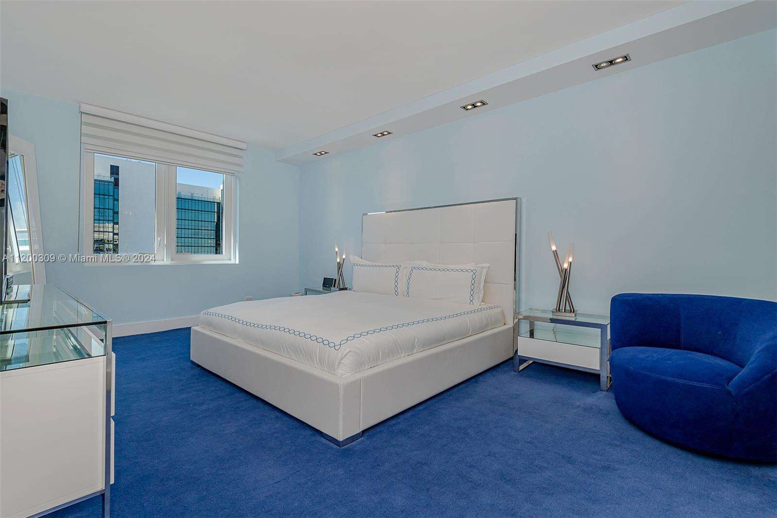 Roney Palace at 2301 Collins Ave, Miami Beach, FL 33139 - For Rent photo 10