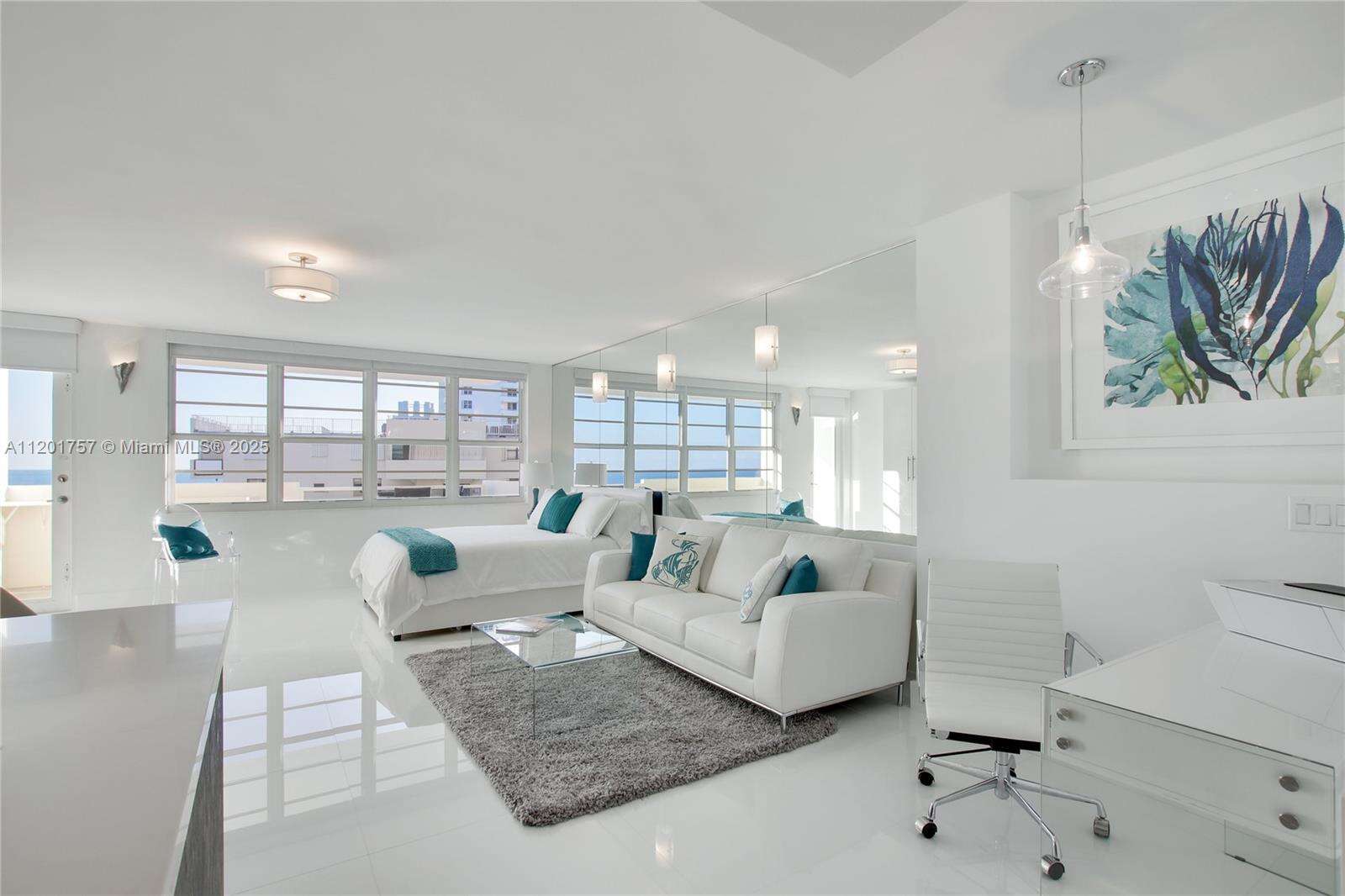 Decoplage at 100 Lincoln Rd, Miami Beach, FL 33139 - For Rent photo 7