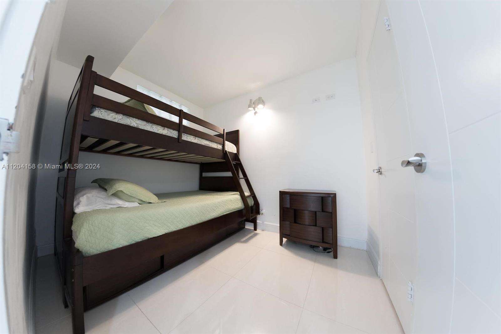 The Pavilion at 5601 Collins Ave, Miami Beach, FL 33140 - For Rent photo 14