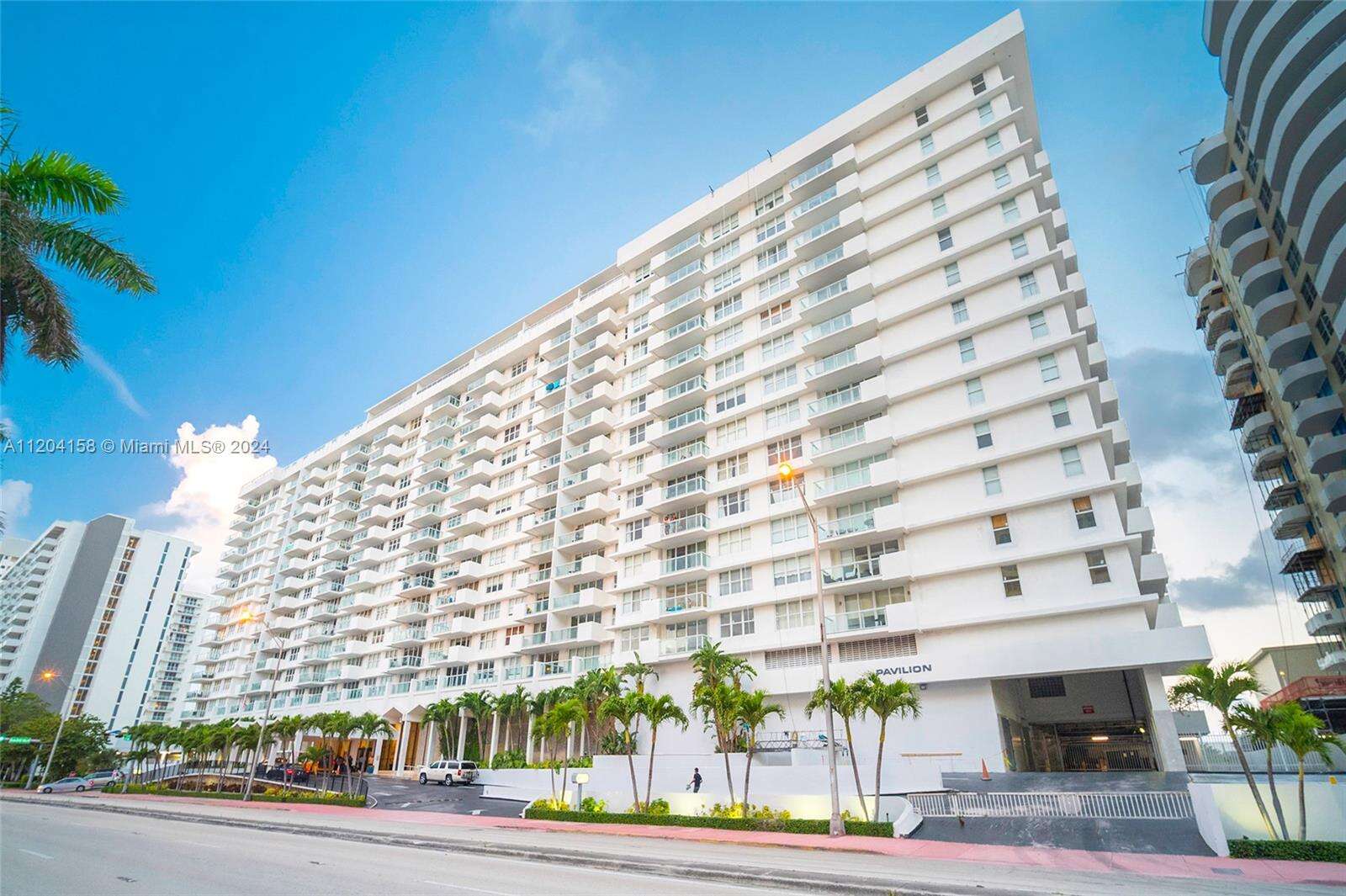 The Pavilion at 5601 Collins Ave, Miami Beach, FL 33140 - For Rent photo 15
