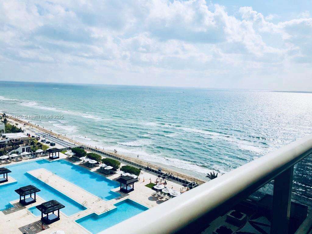 The Beach Club Two at 1830 Ocean Dr, Hallandale Beach, FL 33009 - For Rent photo 16