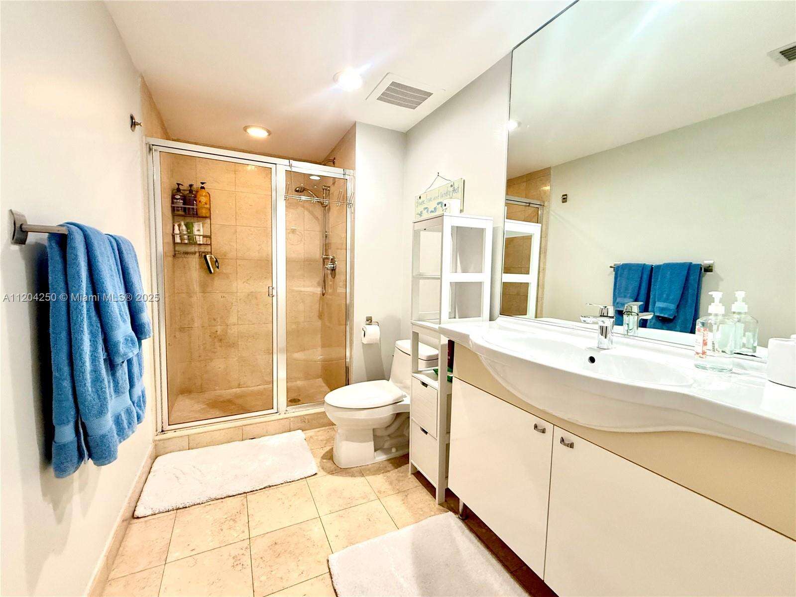 The Beach Club Two at 1830 Ocean Dr, Hallandale Beach, FL 33009 - For Rent photo 18