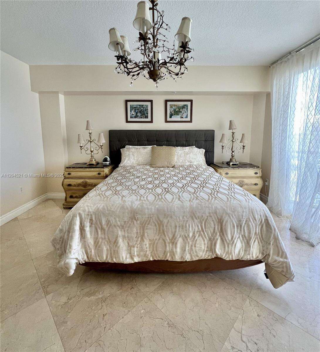 La Perla at 16699 Collins Ave, Sunny Isles Beach, FL 33160 - For Rent photo 8