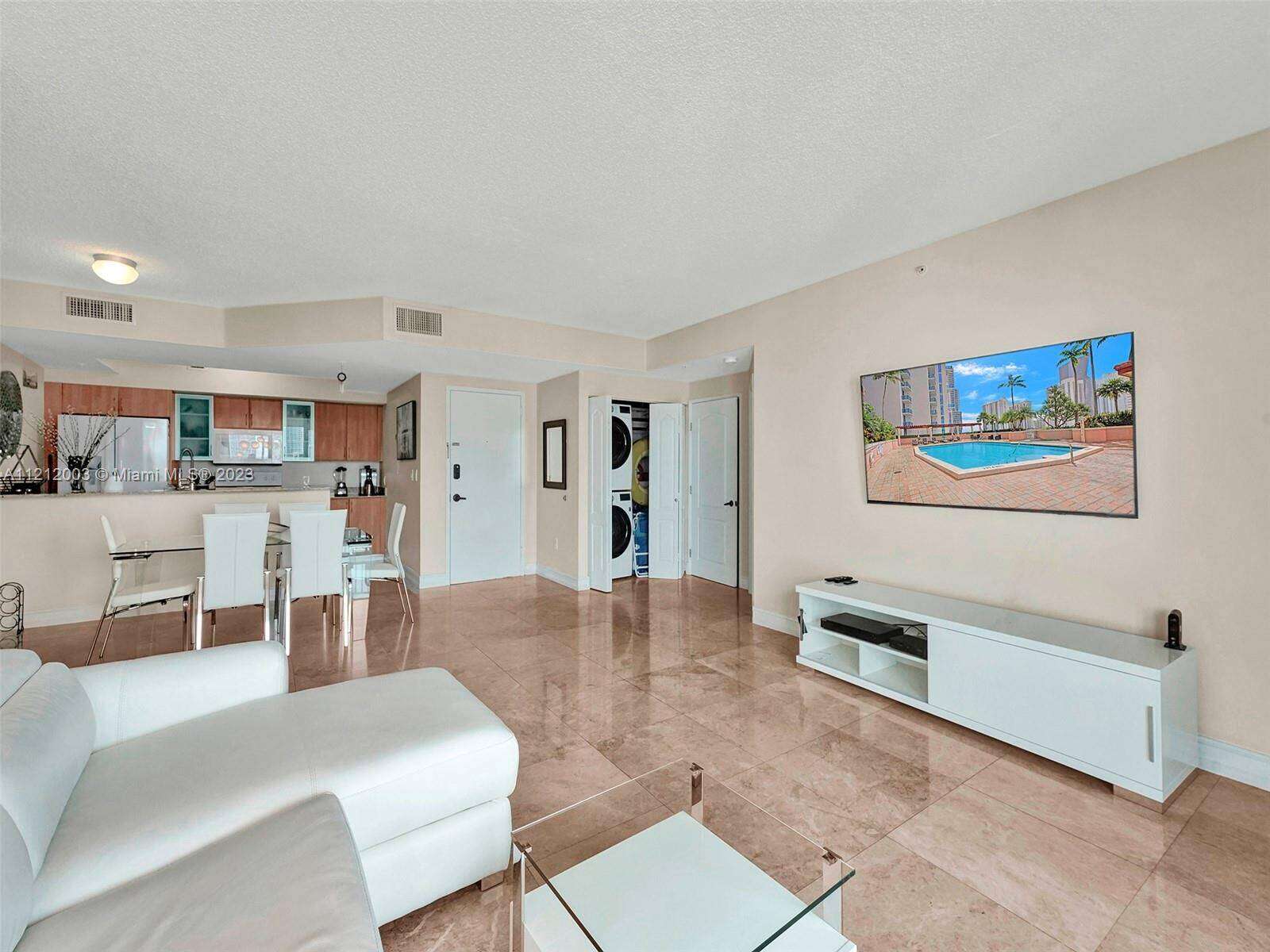 King David at 17555 Atlantic Blvd, Sunny Isles Beach, FL 33160 - For Rent photo 5