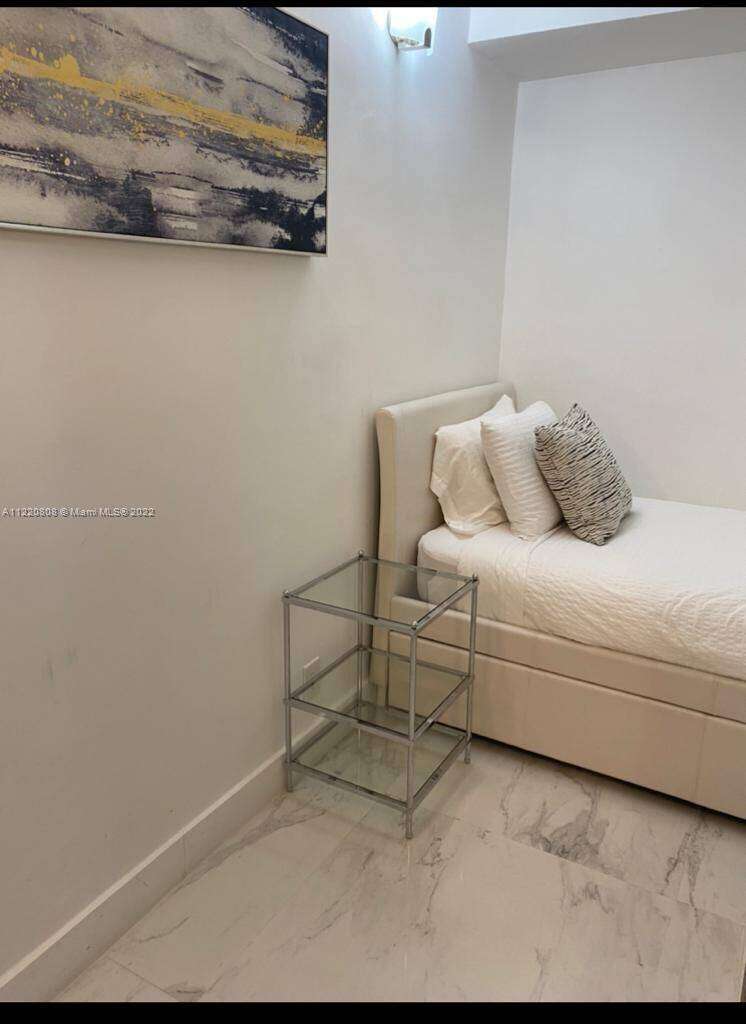 Roney Palace at 2301 Collins Ave, Miami Beach, FL 33139 - For Rent photo 16
