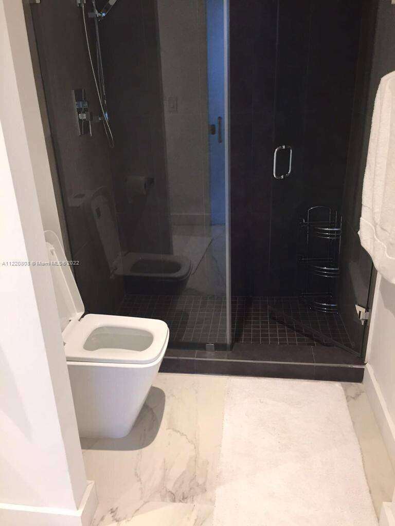 Roney Palace at 2301 Collins Ave, Miami Beach, FL 33139 - For Rent photo 18
