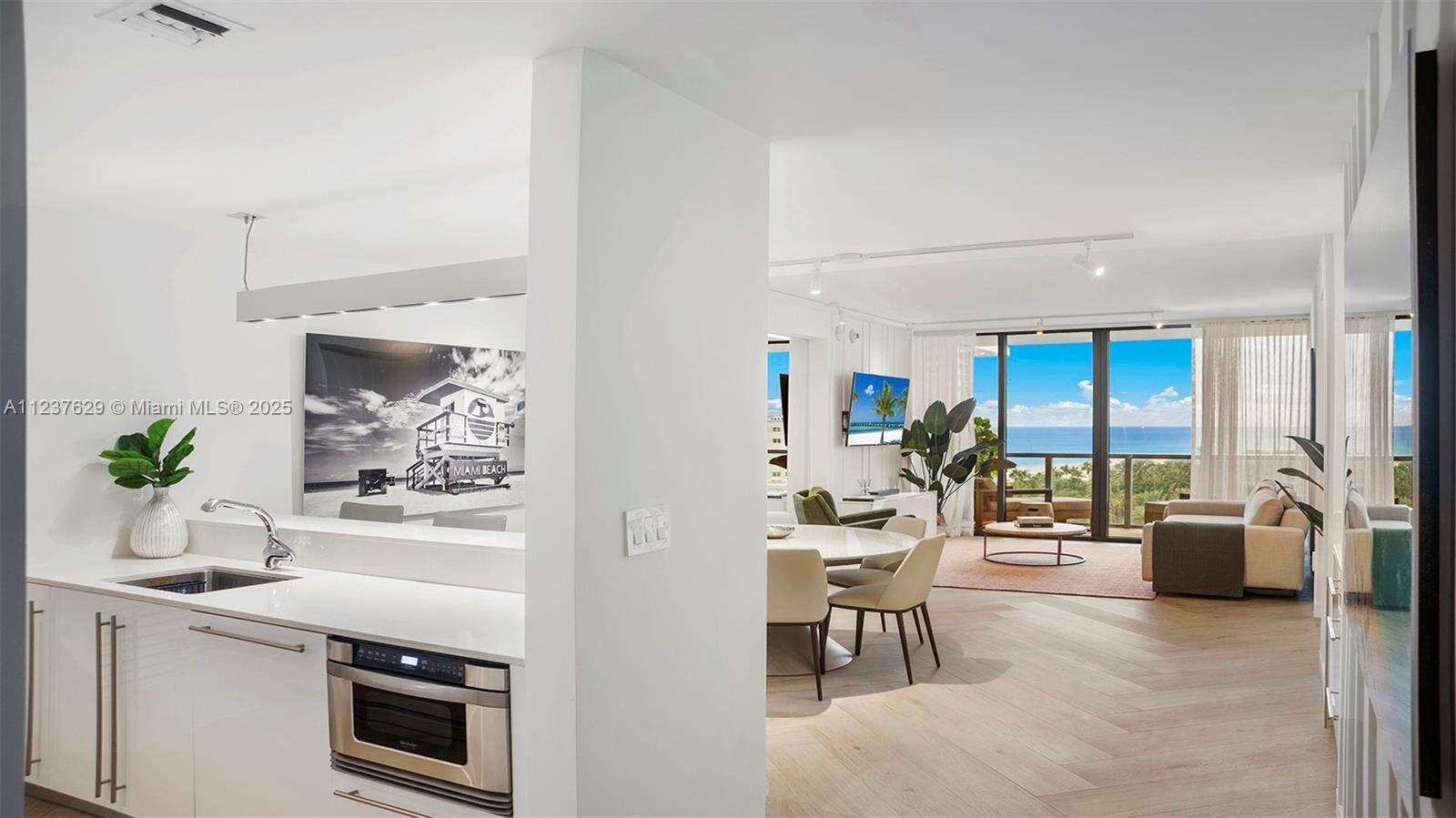 W South Beach at 2201 Collins Ave, Miami Beach, FL 33139 - For Rent photo 11