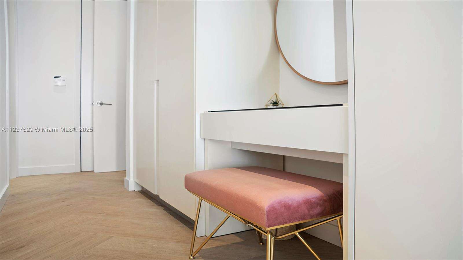 W South Beach at 2201 Collins Ave, Miami Beach, FL 33139 - For Rent photo 25