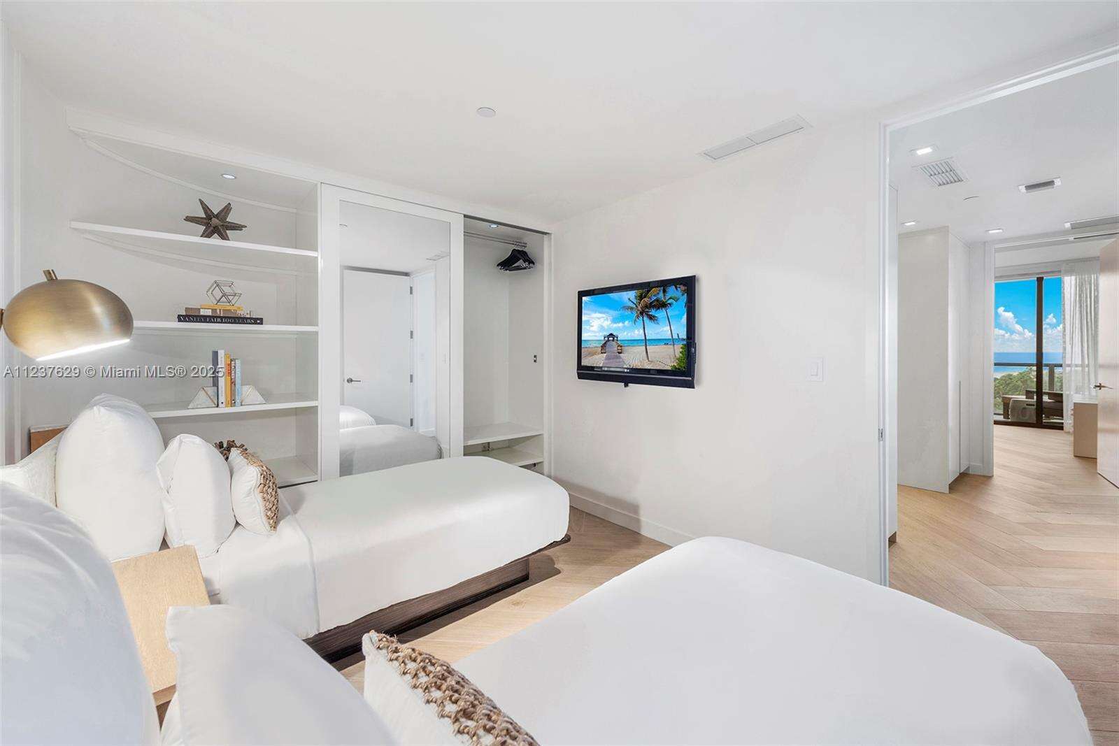 W South Beach at 2201 Collins Ave, Miami Beach, FL 33139 - For Rent photo 32