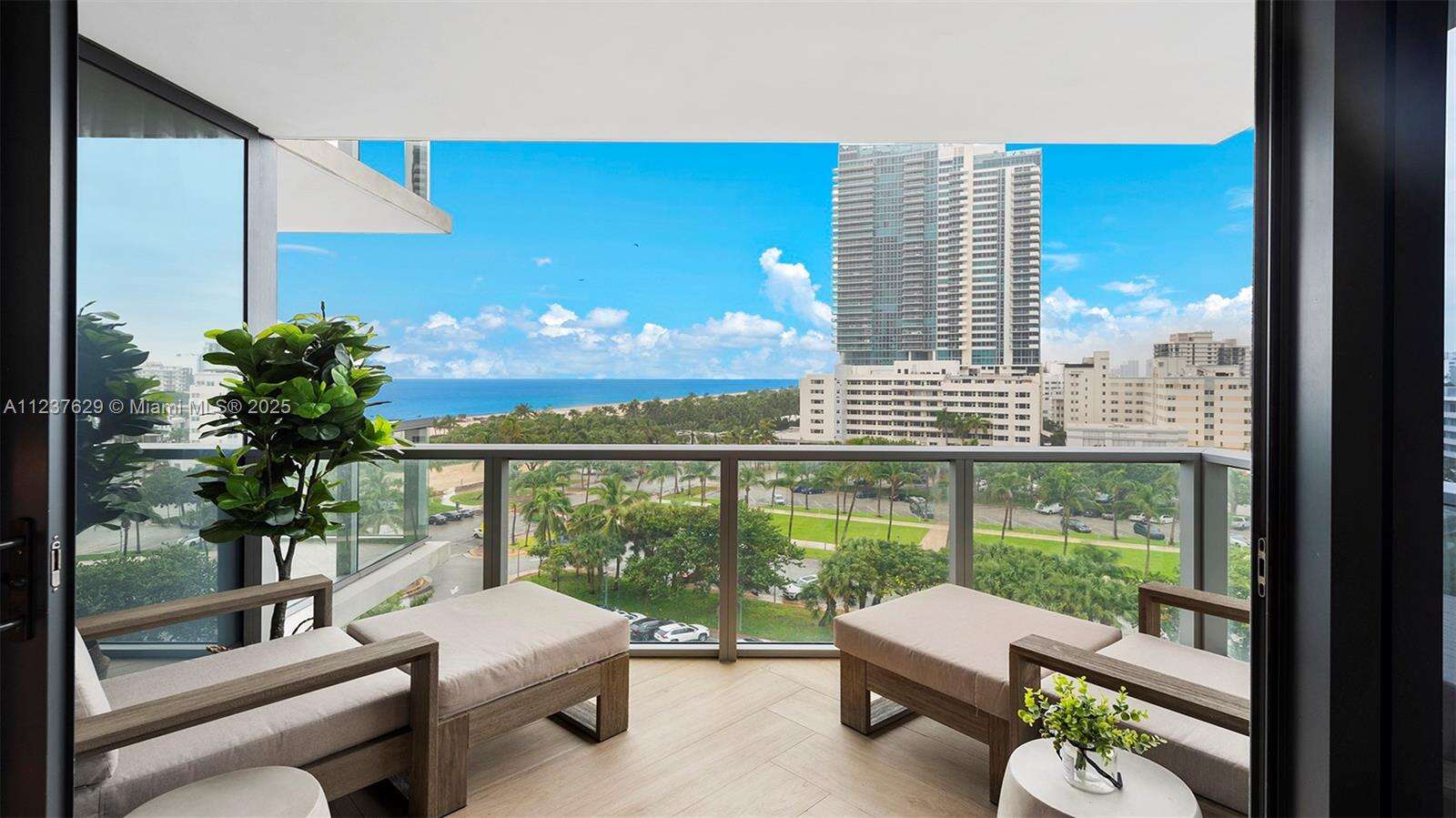 W South Beach at 2201 Collins Ave, Miami Beach, FL 33139 - For Rent photo 41