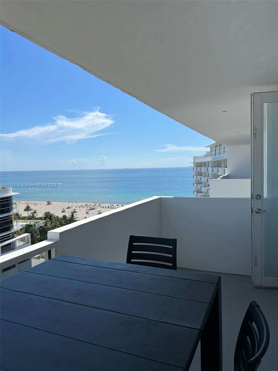 Decoplage at 100 Lincoln Rd, Miami Beach, FL 33139 - For Rent photo 1