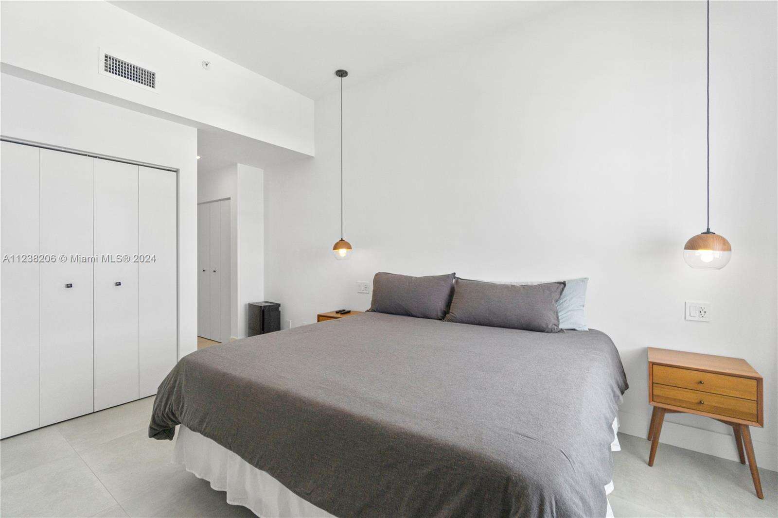 Decoplage at 100 Lincoln Rd, Miami Beach, FL 33139 - For Rent photo 15