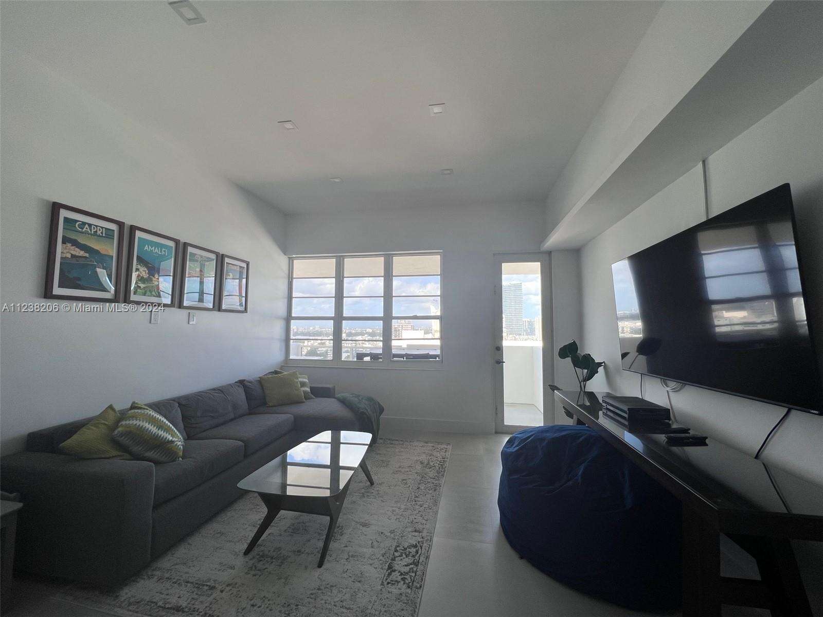 Decoplage at 100 Lincoln Rd, Miami Beach, FL 33139 - For Rent photo 5