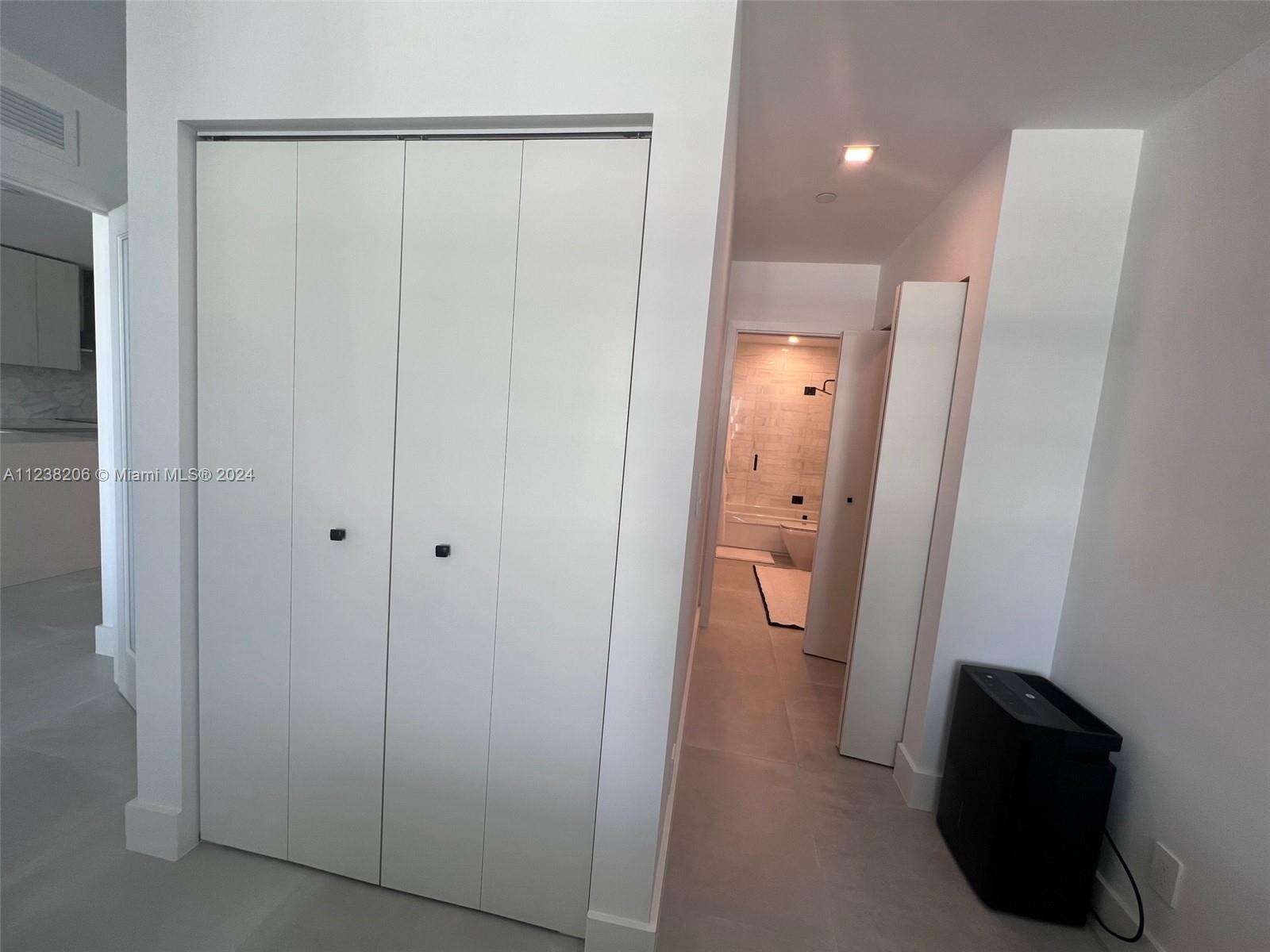 Decoplage at 100 Lincoln Rd, Miami Beach, FL 33139 - For Rent photo 9