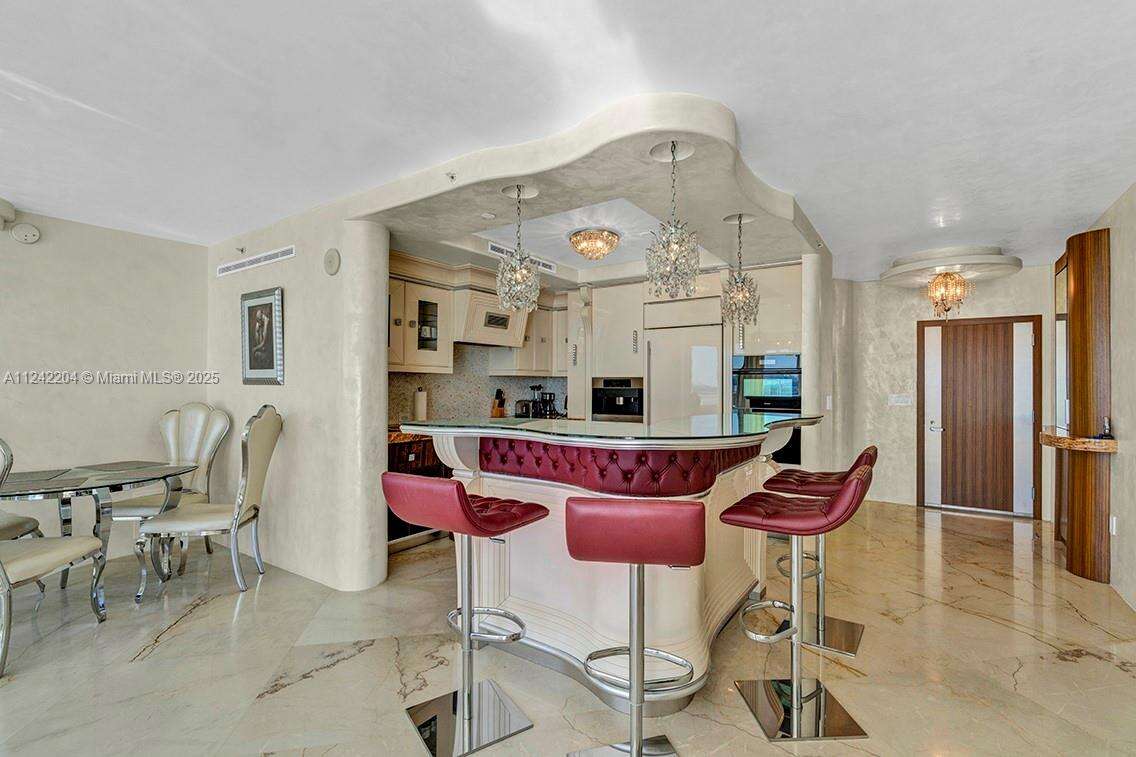 La Perla at 16699 Collins Ave, Sunny Isles Beach, FL 33160 - For Rent photo 8