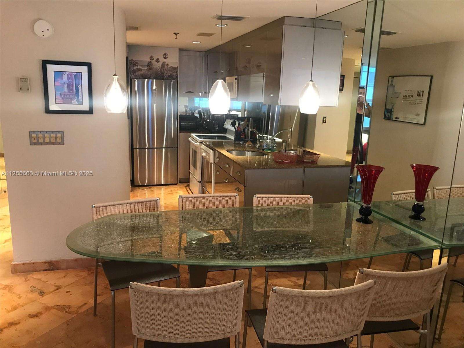 Decoplage at 100 Lincoln Rd, Miami Beach, FL 33139 - For Rent photo 21