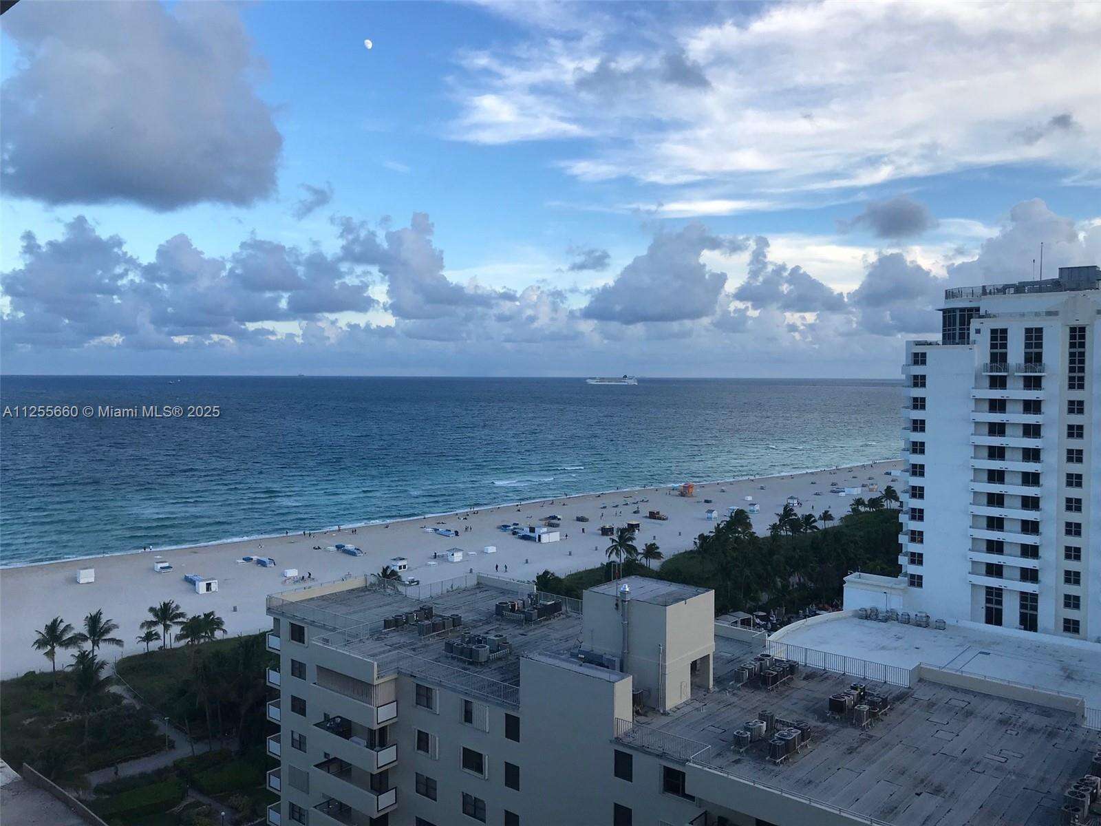 Decoplage at 100 Lincoln Rd, Miami Beach, FL 33139 - For Rent photo 28