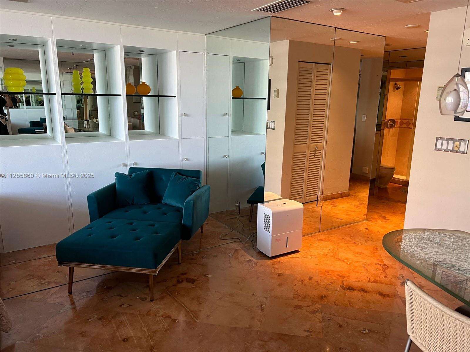 Decoplage at 100 Lincoln Rd, Miami Beach, FL 33139 - For Rent photo 8