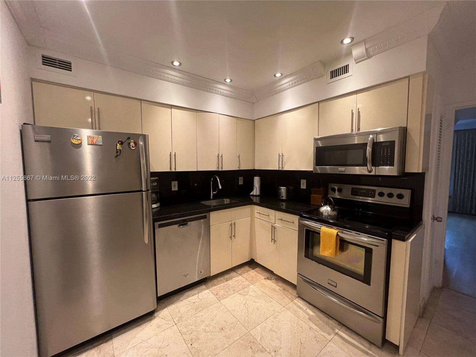 Seacoast 5151 at 5161 Collins Ave, Miami Beach, FL 33140 - For Rent photo 3
