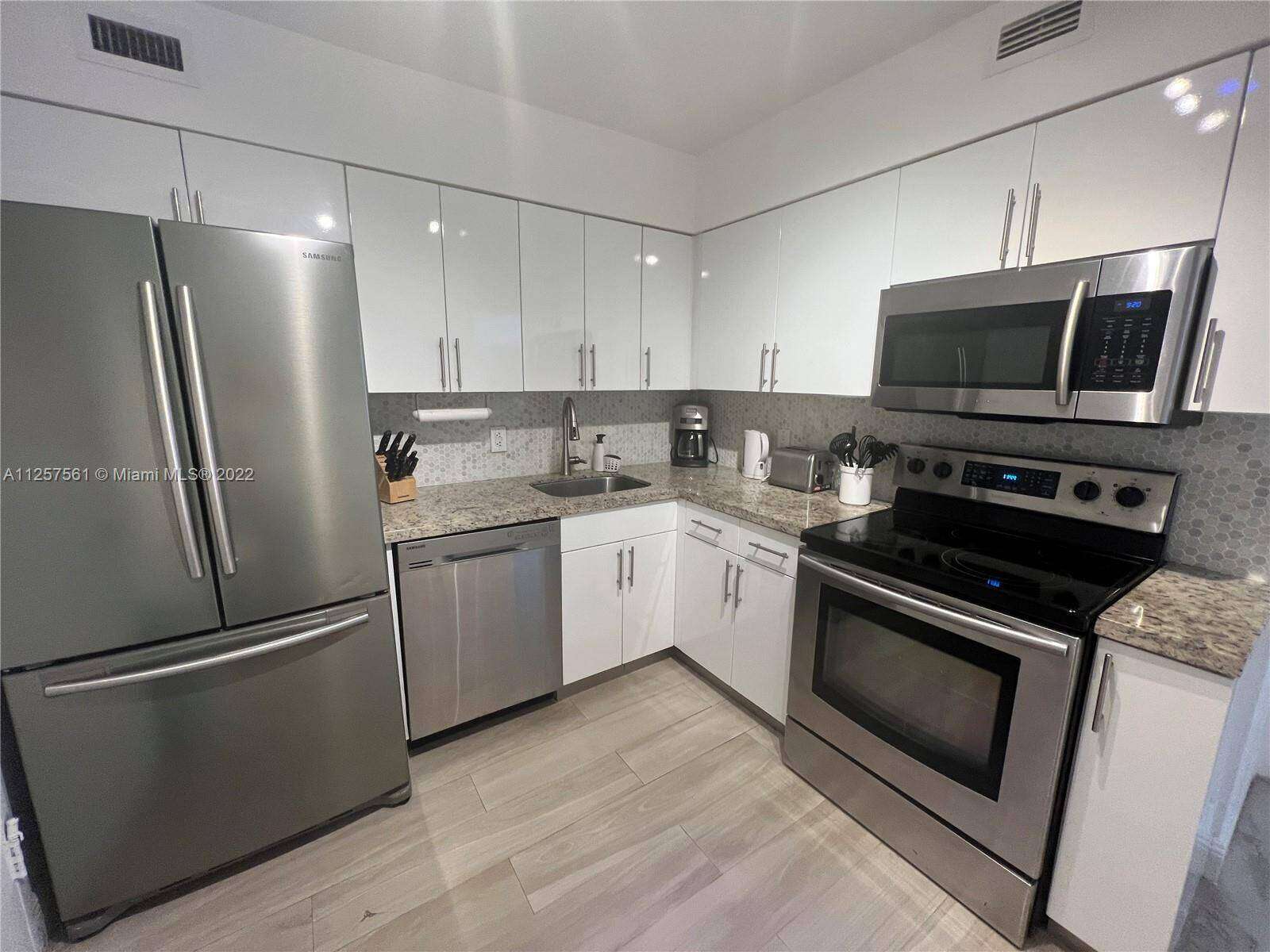 Seacoast 5151 at 5151 Collins Ave, Miami Beach, FL 33140 - For Rent photo 5