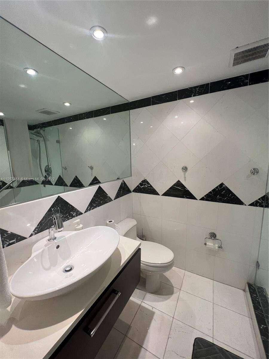 Seacoast 5151 at 5151 Collins Ave, Miami Beach, FL 33140 - For Rent photo 7