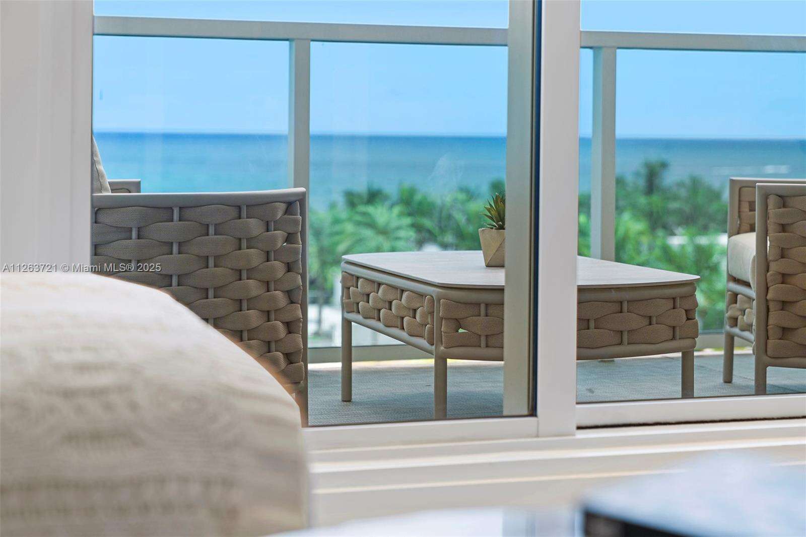 Roney Palace at 2301 Collins Ave, Miami Beach, FL 33139 - For Rent photo 10