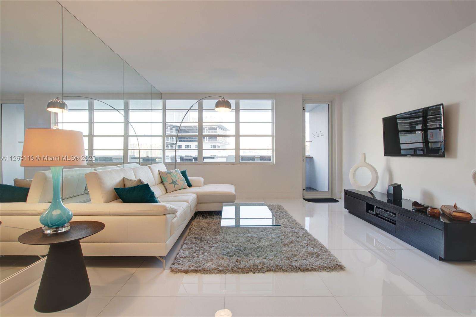 Decoplage at 100 Lincoln Rd, Miami Beach, FL 33139 - For Rent photo 12