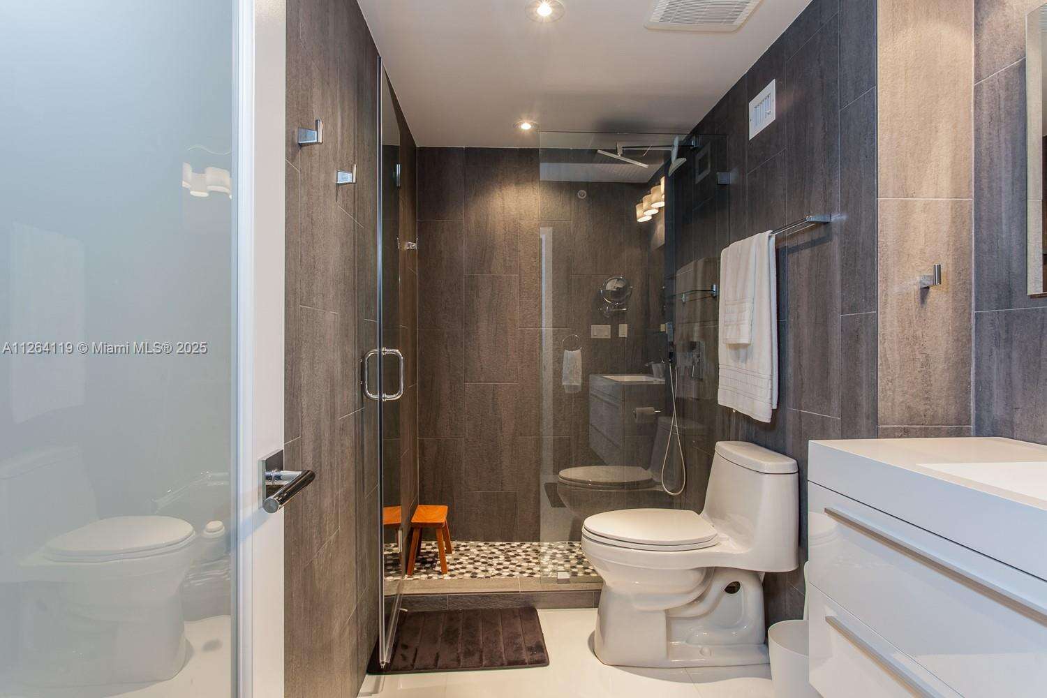 Decoplage at 100 Lincoln Rd, Miami Beach, FL 33139 - For Rent photo 19