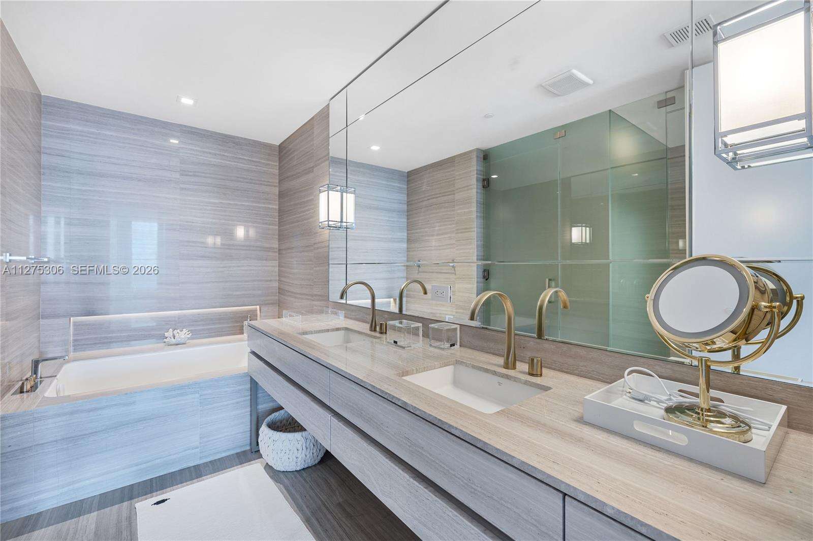 Armani Casa at 18975 Collins Ave, Sunny Isles Beach, FL 33160 - For Rent photo 23