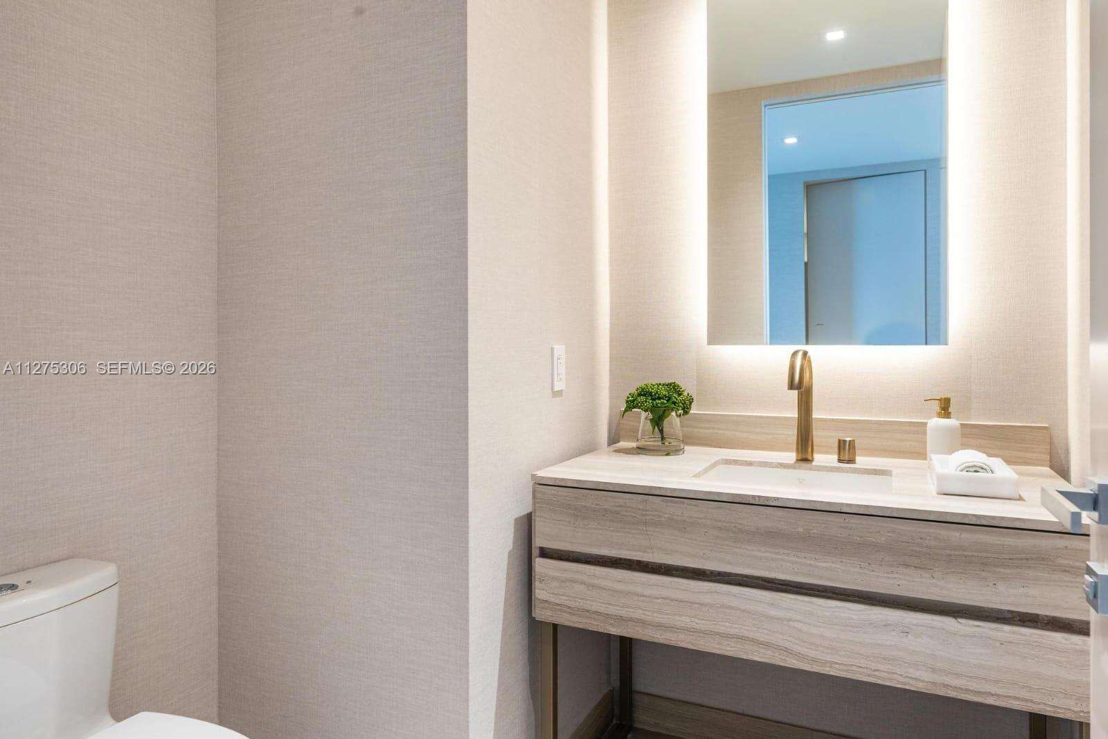 Armani Casa at 18975 Collins Ave, Sunny Isles Beach, FL 33160 - For Rent photo 32