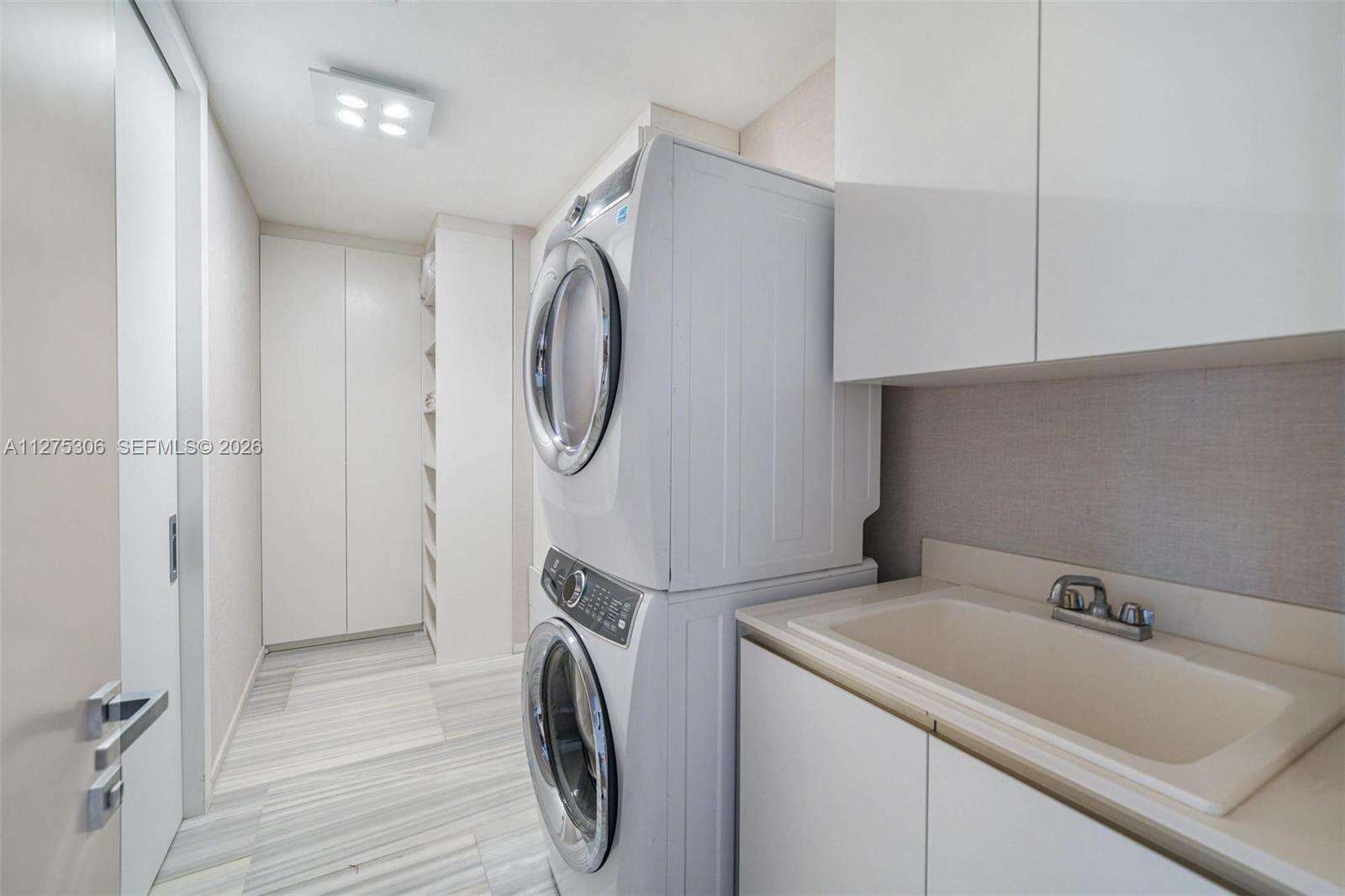 Armani Casa at 18975 Collins Ave, Sunny Isles Beach, FL 33160 - For Rent photo 42
