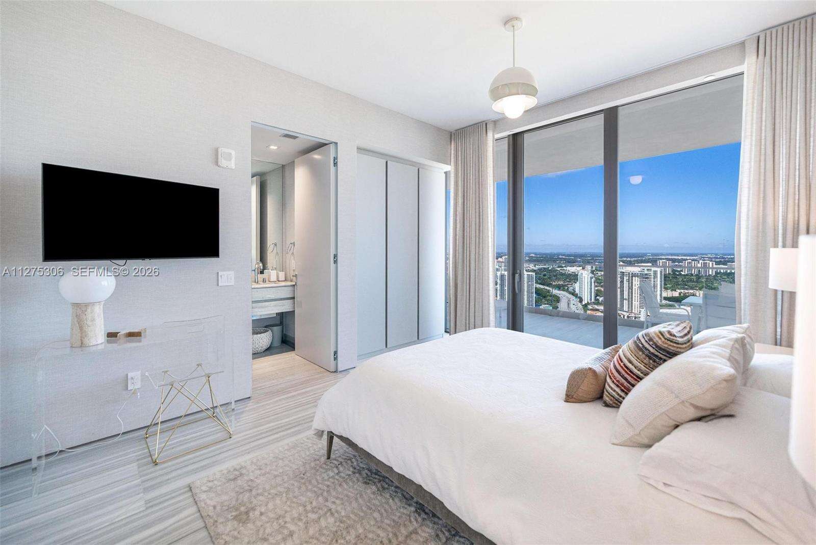 Armani Casa at 18975 Collins Ave, Sunny Isles Beach, FL 33160 - For Rent photo 46