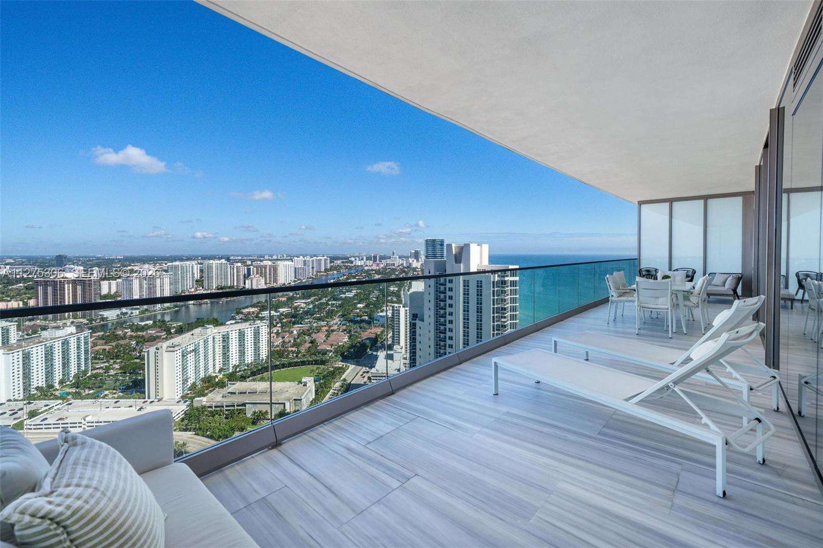 Armani Casa at 18975 Collins Ave, Sunny Isles Beach, FL 33160 - For Rent photo 47