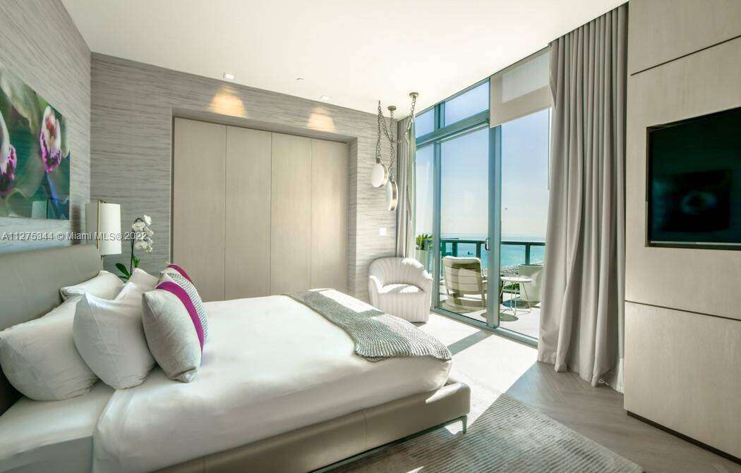 W South Beach at 2201 Collins Ave, Miami Beach, FL 33139 - For Rent photo 2