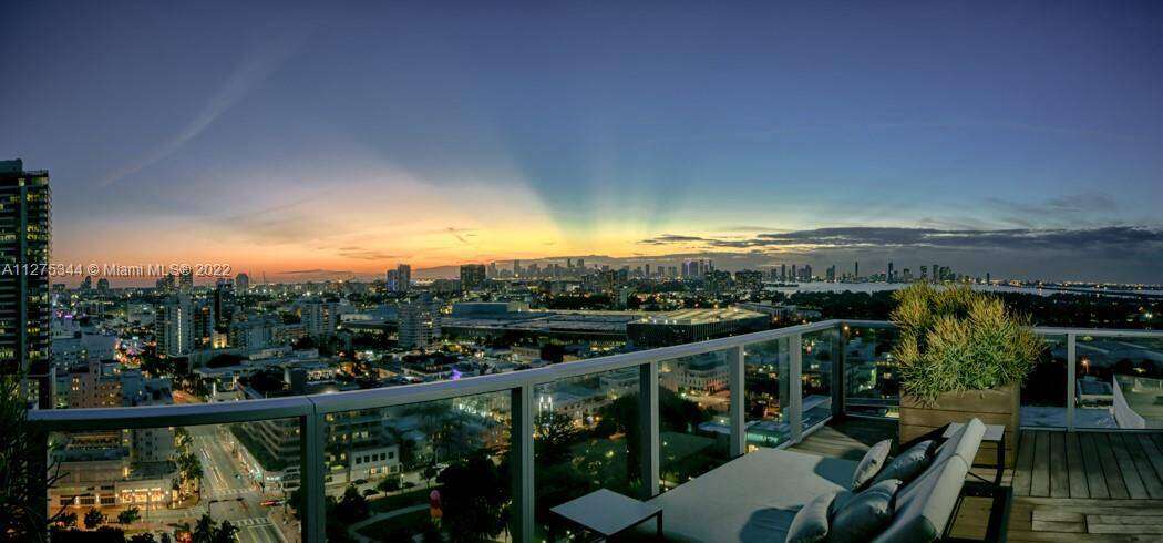 W South Beach at 2201 Collins Ave, Miami Beach, FL 33139 - For Rent photo 7