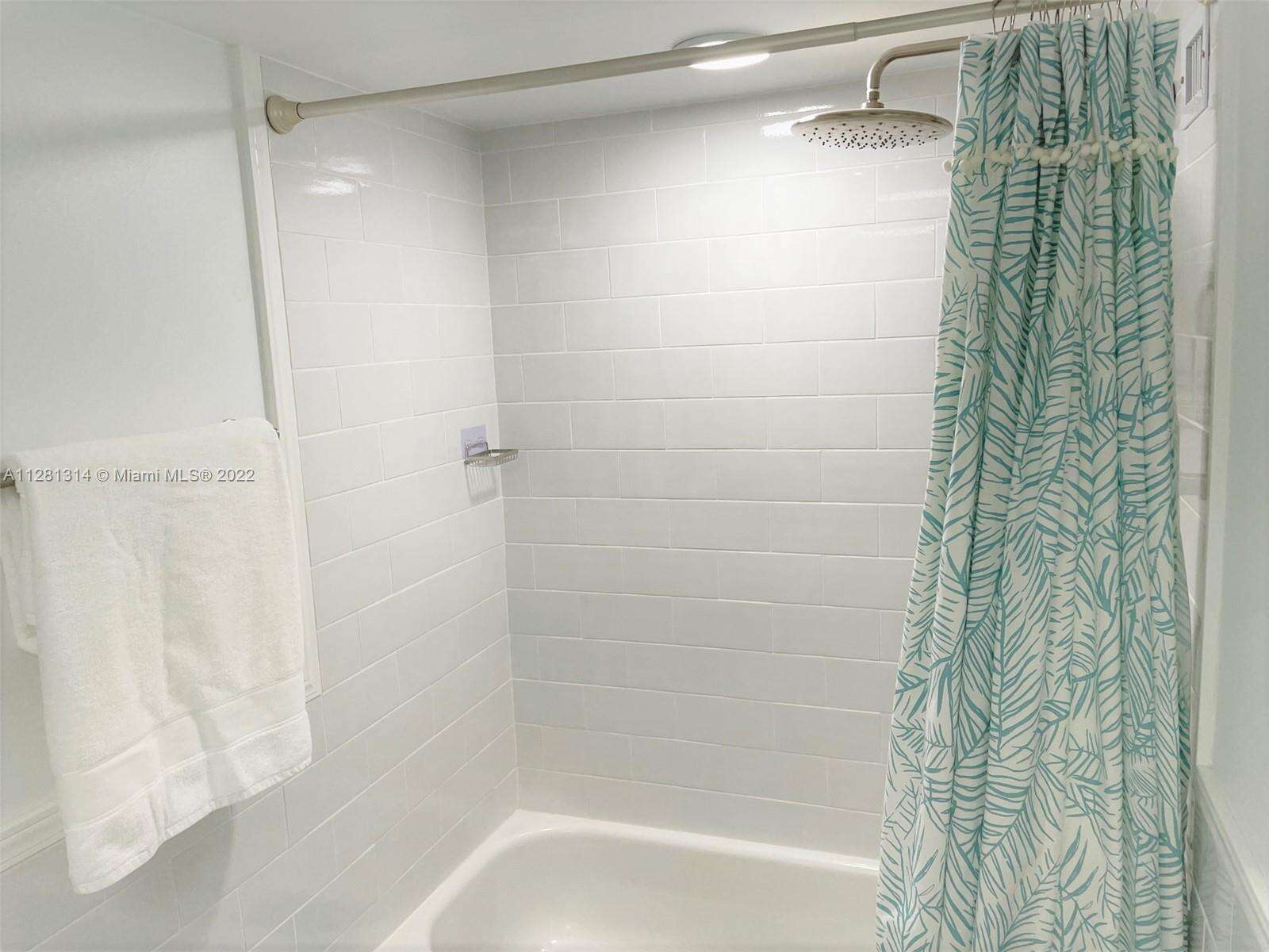 Seacoast 5151 at 5161 Collins Ave, Miami Beach, FL 33140 - For Rent photo 11