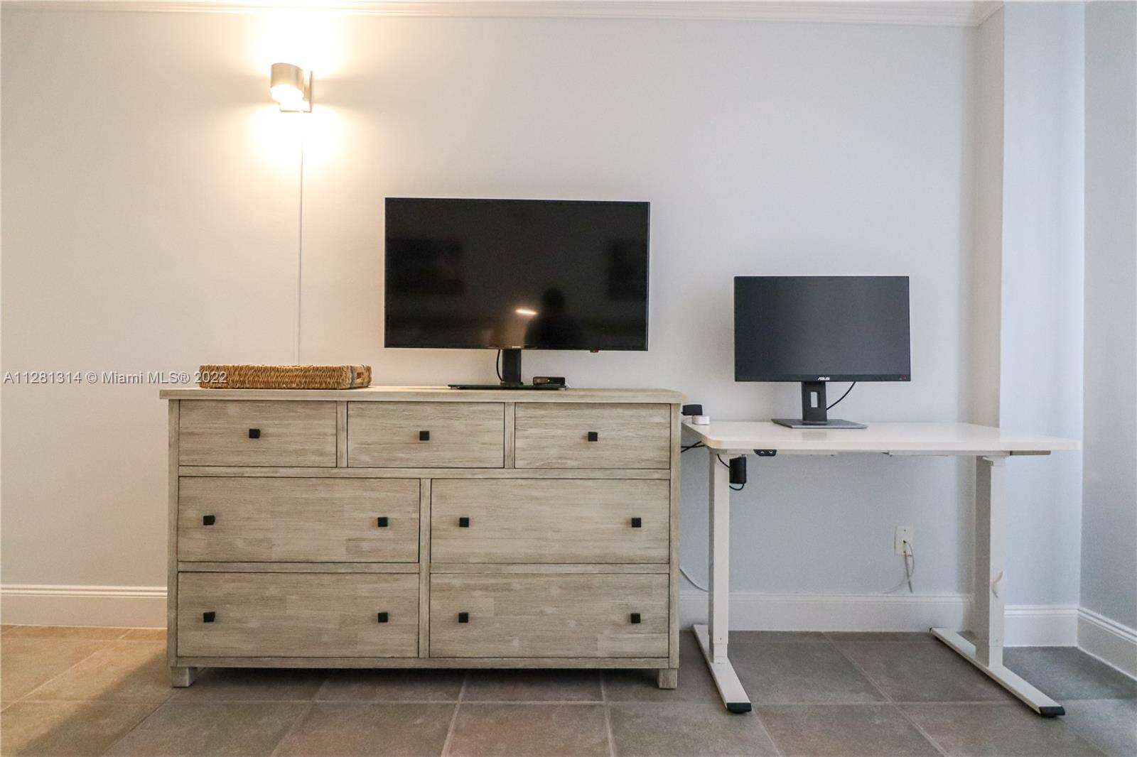 Seacoast 5151 at 5161 Collins Ave, Miami Beach, FL 33140 - For Rent photo 14
