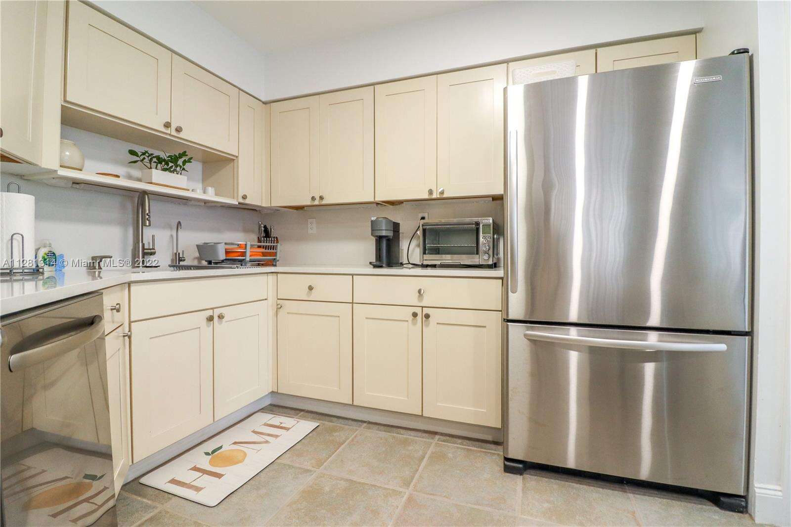 Seacoast 5151 at 5161 Collins Ave, Miami Beach, FL 33140 - For Rent photo 18