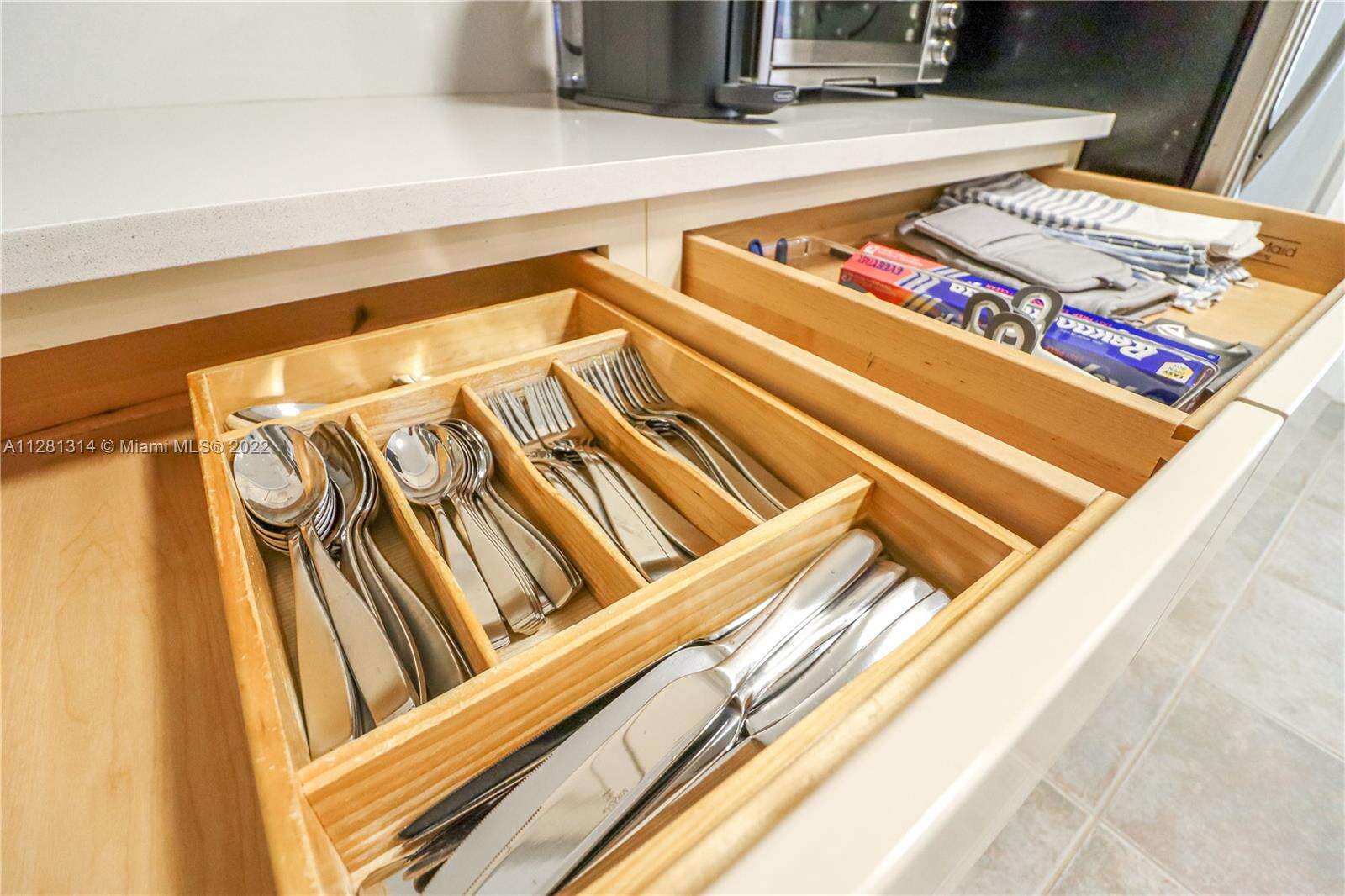 Seacoast 5151 at 5161 Collins Ave, Miami Beach, FL 33140 - For Rent photo 49