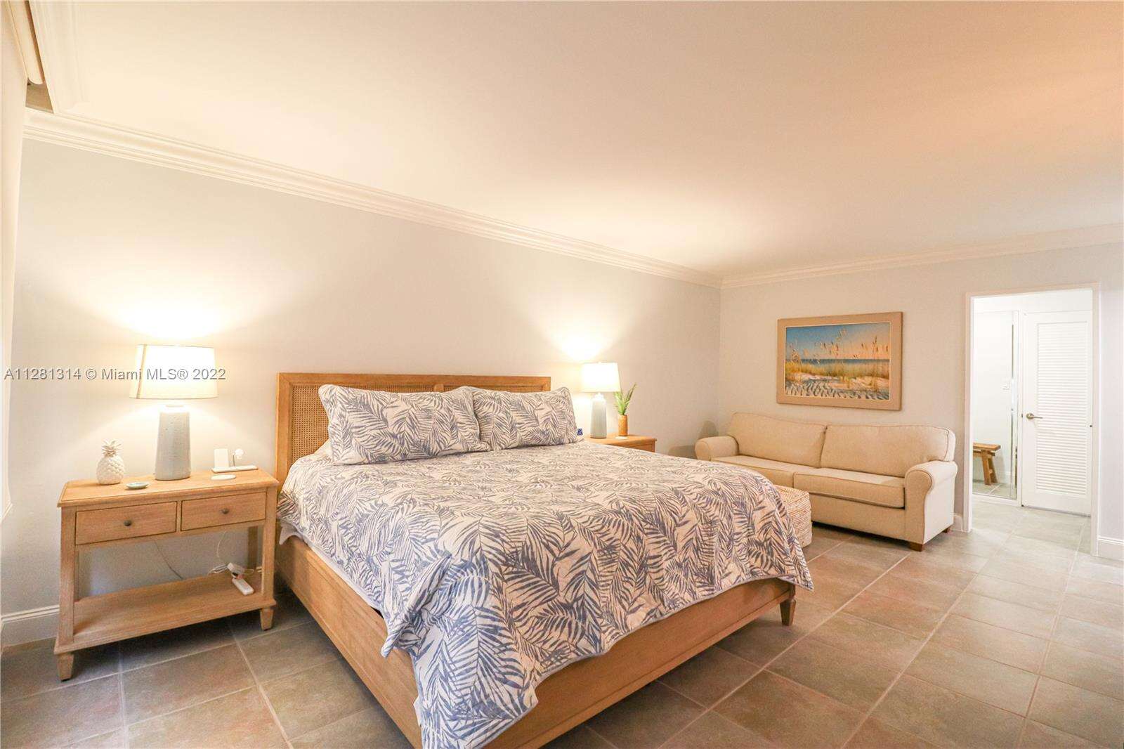 Seacoast 5151 at 5161 Collins Ave, Miami Beach, FL 33140 - For Rent photo 9