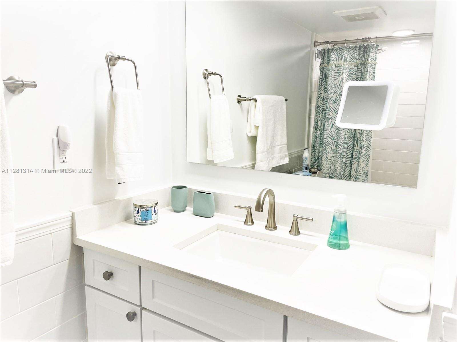 Seacoast 5151 at 5161 Collins Ave, Miami Beach, FL 33140 - For Rent photo 10