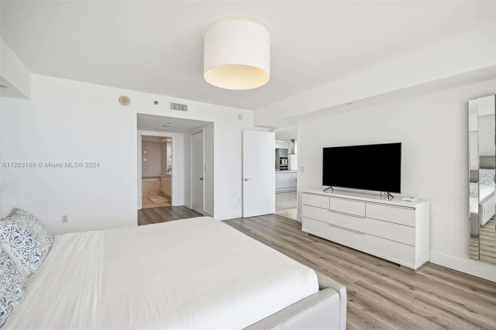 The Beach Club Two at 1830 Ocean Dr, Hallandale Beach, FL 33009 - For Rent photo 12