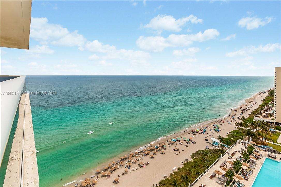 The Beach Club Two at 1830 Ocean Dr, Hallandale Beach, FL 33009 - For Rent photo 26