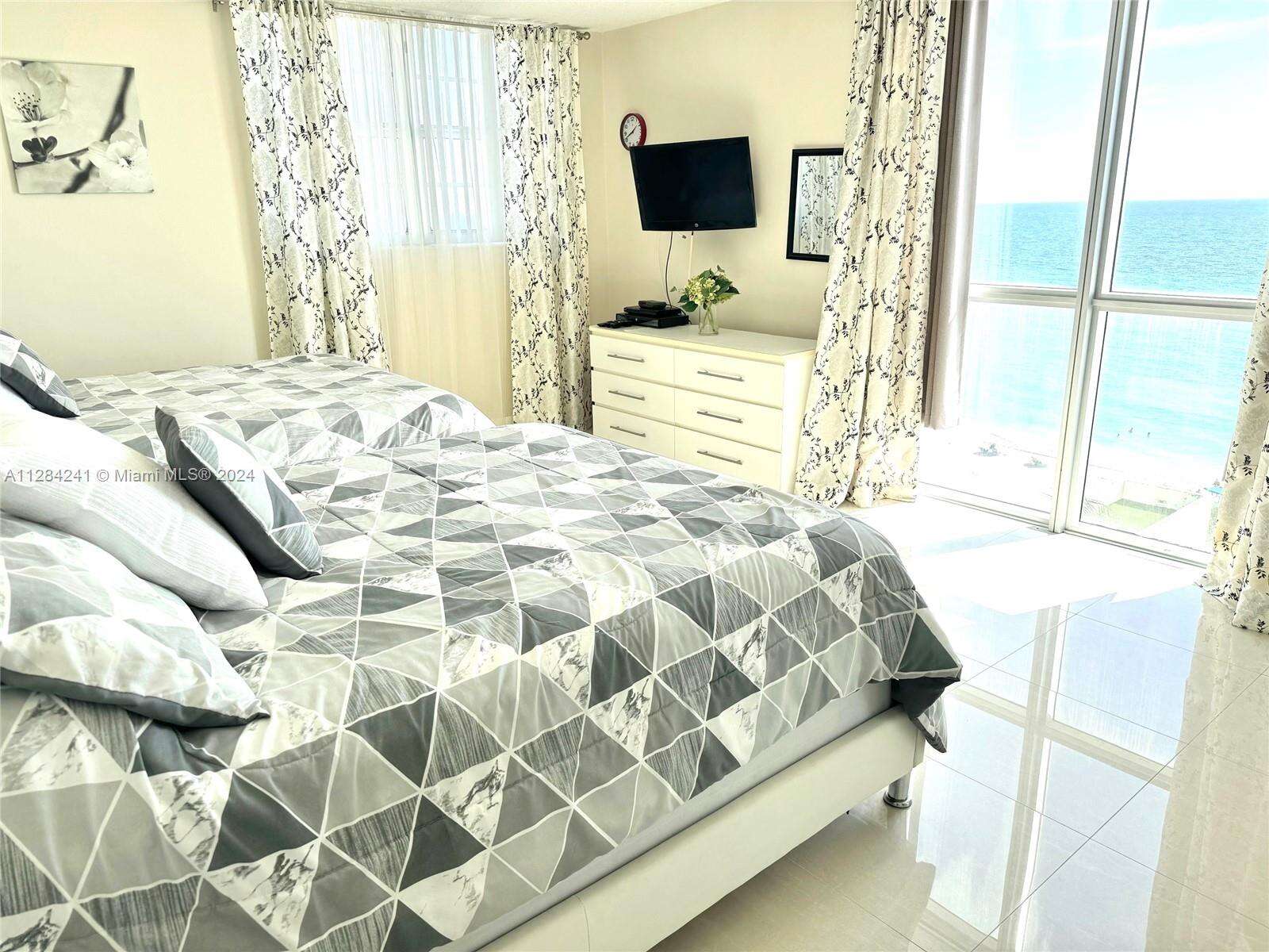 The Tides at 3901 Ocean Dr, Hollywood, FL 33019 - For Rent photo 3