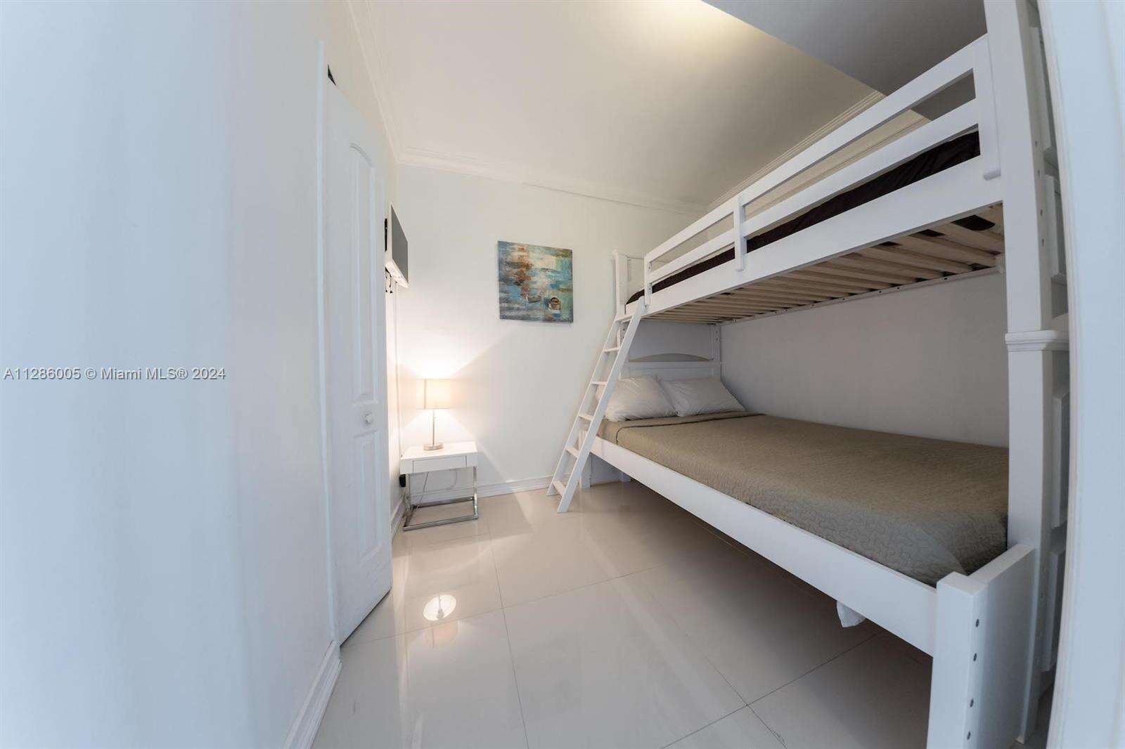 The Pavilion at 5601 Collins Ave, Miami Beach, FL 33140 - For Rent photo 17