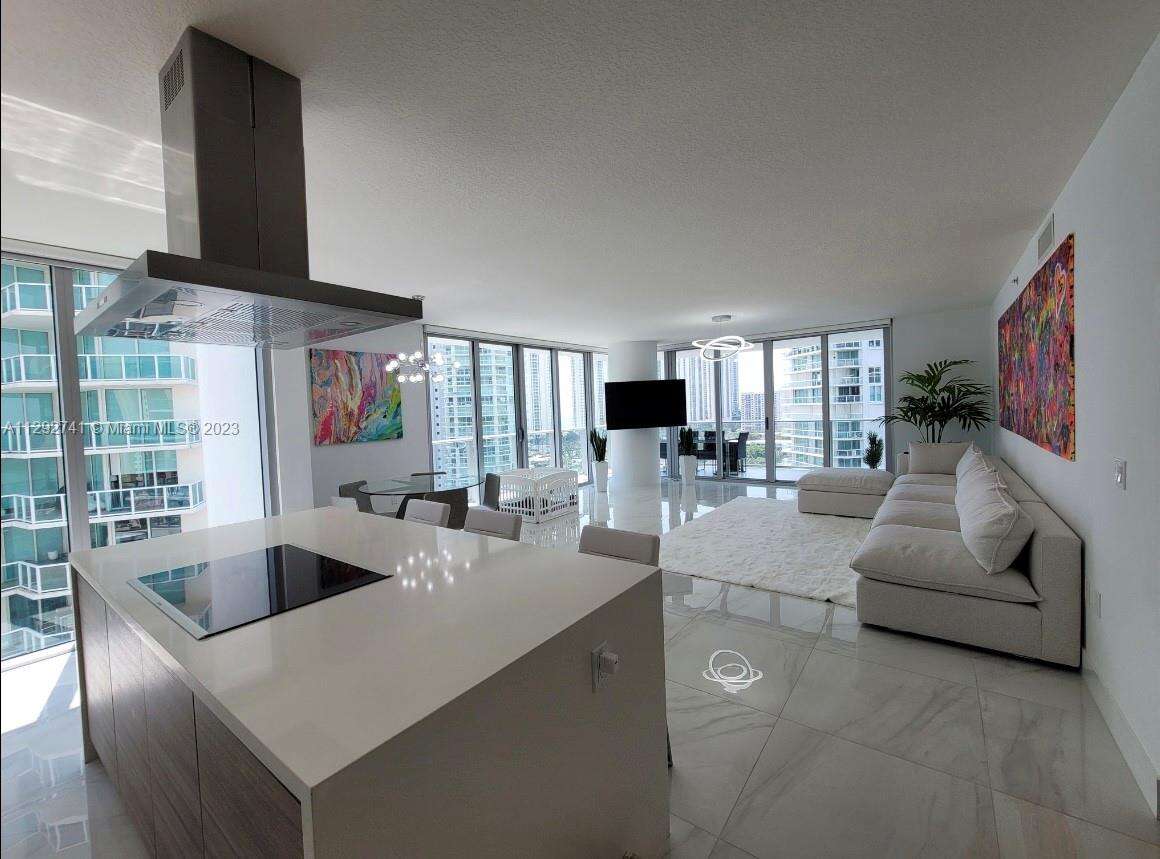 Parque Towers at 300 Sunny Isles Blvd, Sunny Isles Beach, FL 33160 - For Rent photo 1