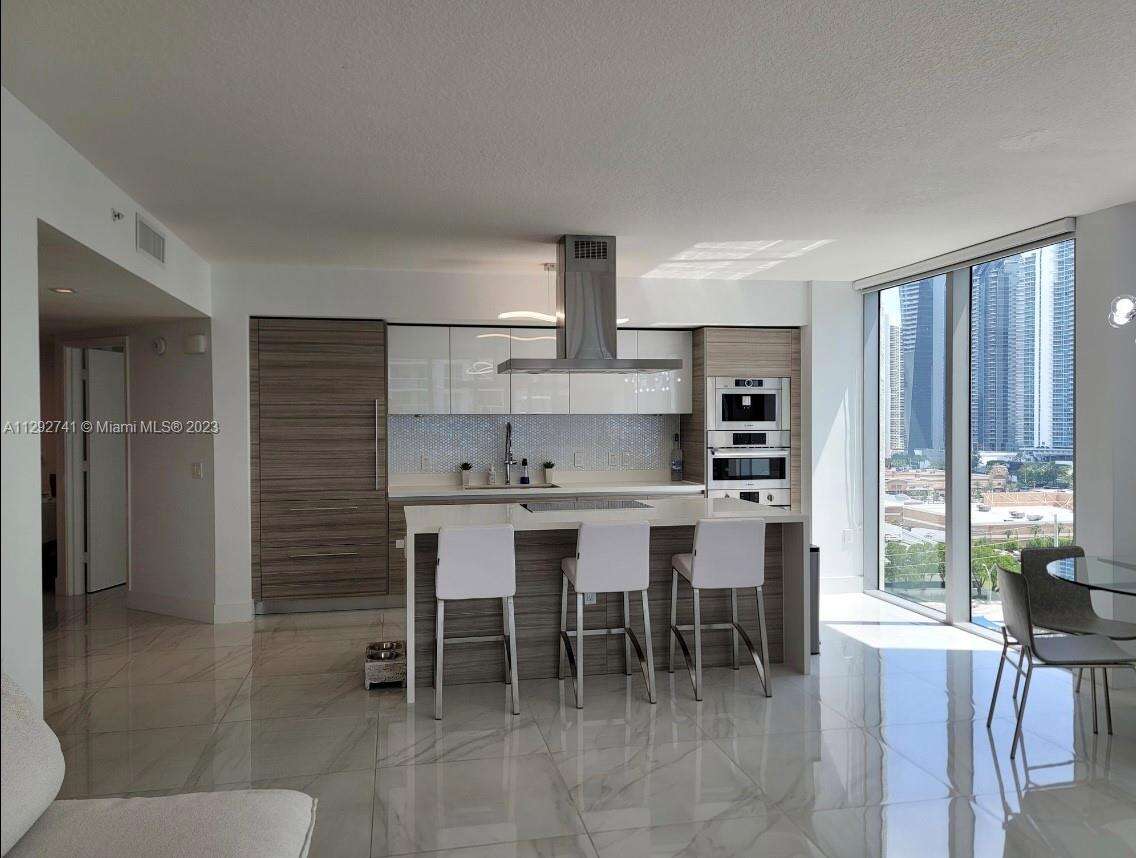 Parque Towers at 300 Sunny Isles Blvd, Sunny Isles Beach, FL 33160 - For Rent photo 14