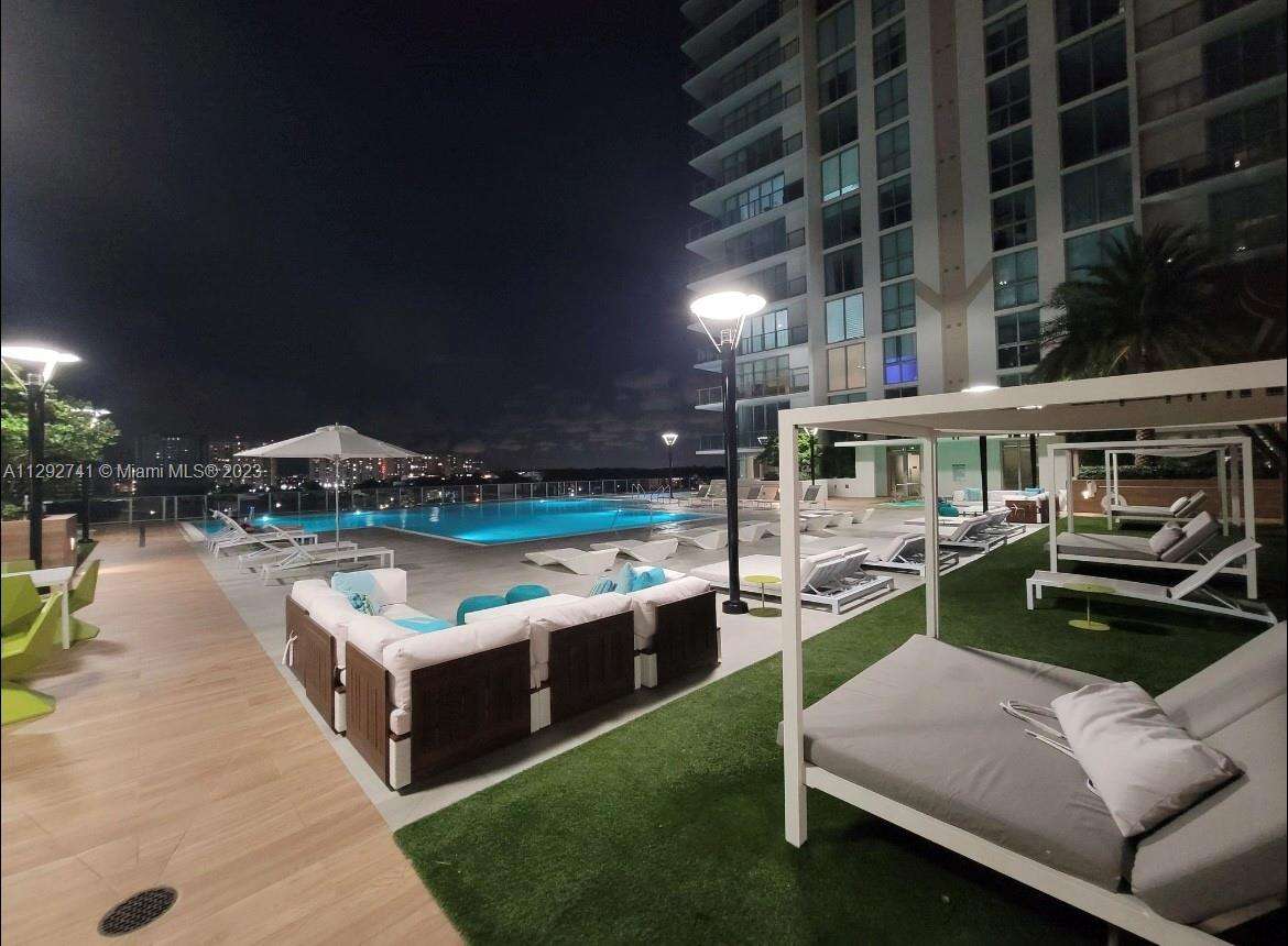 Parque Towers at 300 Sunny Isles Blvd, Sunny Isles Beach, FL 33160 - For Rent photo 22